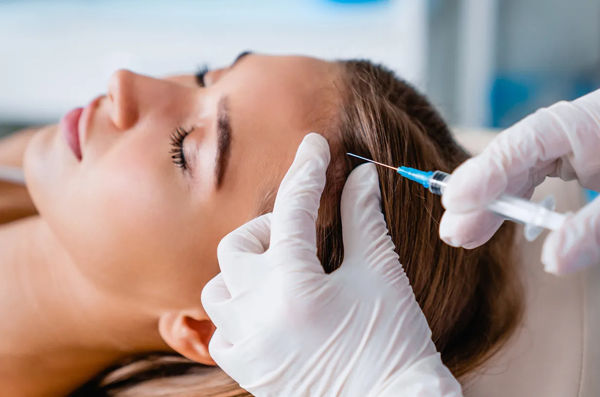 Kuntur Clinic clinica especializada en realizar Microinjerto capilar con tecnica DHI FUE zafiro para tratar la Alopecia Femenina en Barcelona