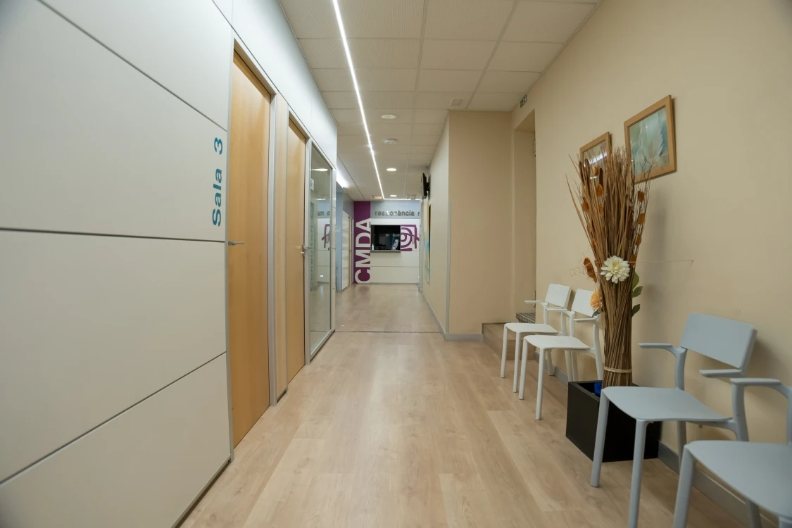 Clinica estetica Kuntur Clinic experta en microinjertos y tratamientos capilares en la provincia de Barcelona