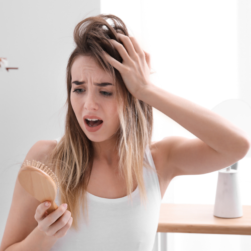 Alopecia en mujeres jóvenes. Lo que debes saber Kuntur Clinic ®
