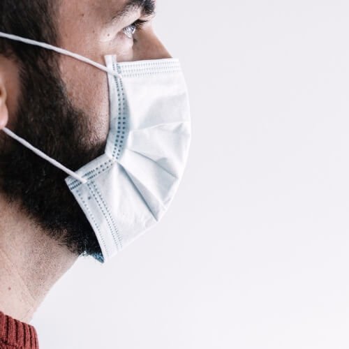 Las causas de la caída de cabello por Covid con Kuntur Clinic, clínica capilar situada en Barcelona